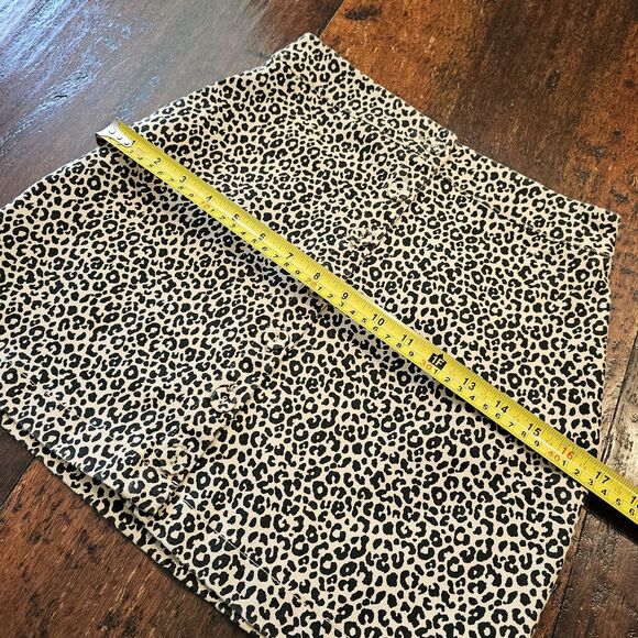 FOREVER 21 Mini Skirt Size S Neutral Cheetah Animal Print Chic 90's Punk Stretch - Picture 7 of 8